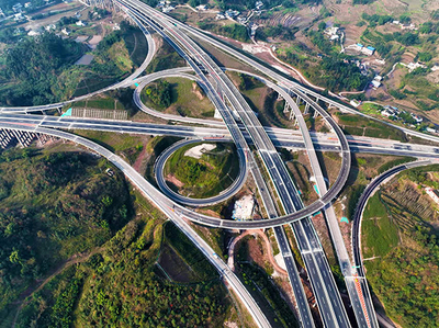 蜀道新篇 四川三条高速建成通车，川南经济区实现“县县通高速”里程碑